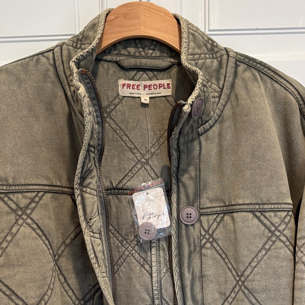 Free People Juno Quilted Oversized Bomber Jacket - Picture 6 of 8